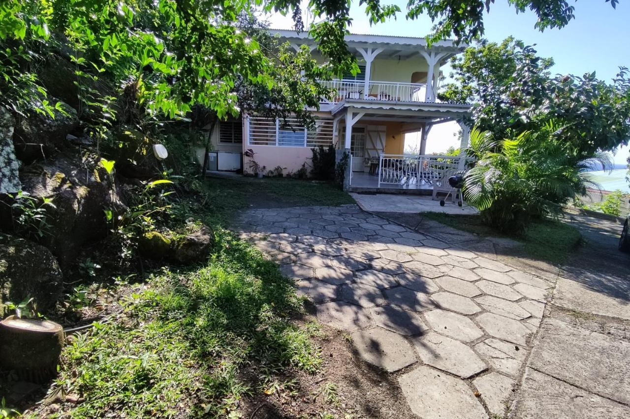 Bungalow With Sea View In Deshaies Exterior foto